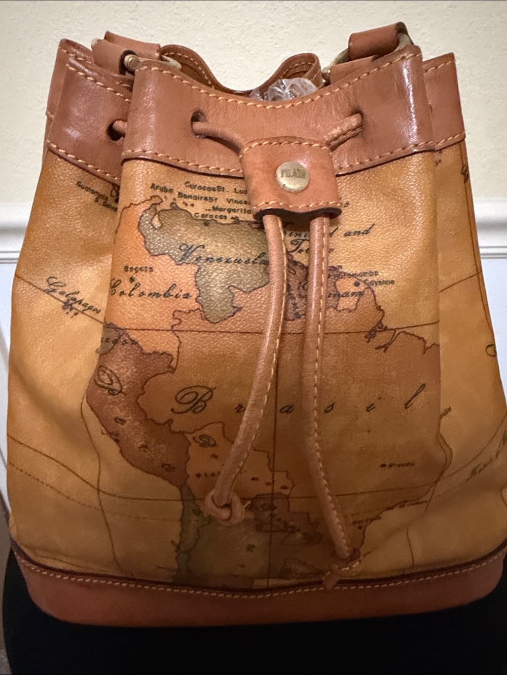 Alviero Martini - Map-Print Tan Drawstring Shoulder Bag